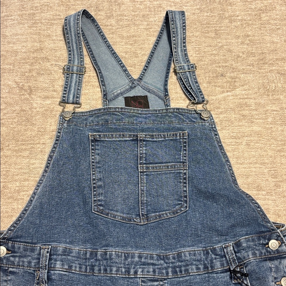No Boundaries Blue Denim Jean Short Overalls - Picture 2 of 5